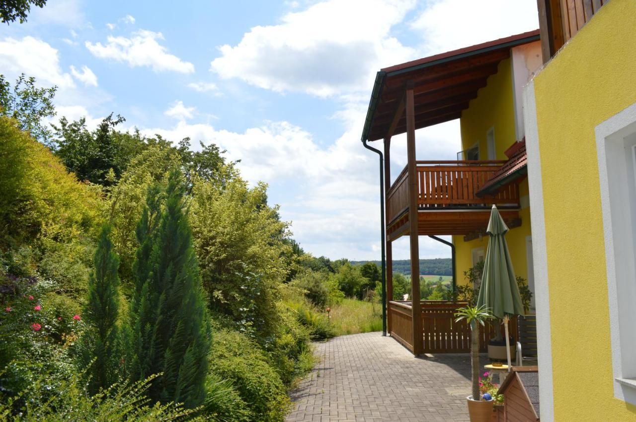 Fruehstueckspension Krump Bad Waltersdorf Exterior foto